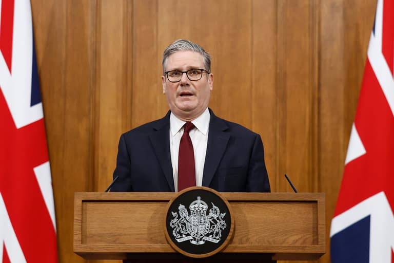 Keir Starmer resigns as UK prime minister Keir Starmer resigns as UK prime minister