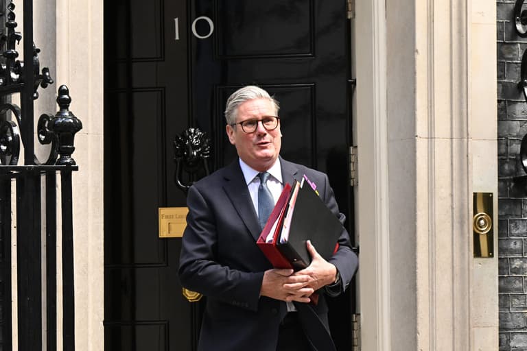 Keir Starmer to address the UK this morning from outside No 10 Keir Starmer to address the UK this morning from outside No 10