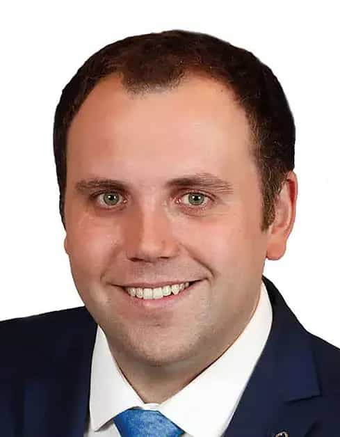 TD slammed for saying he was “sick” of posts about dead M9 teenagers TD slammed for saying he was “sick” of posts about dead M9 teenagers