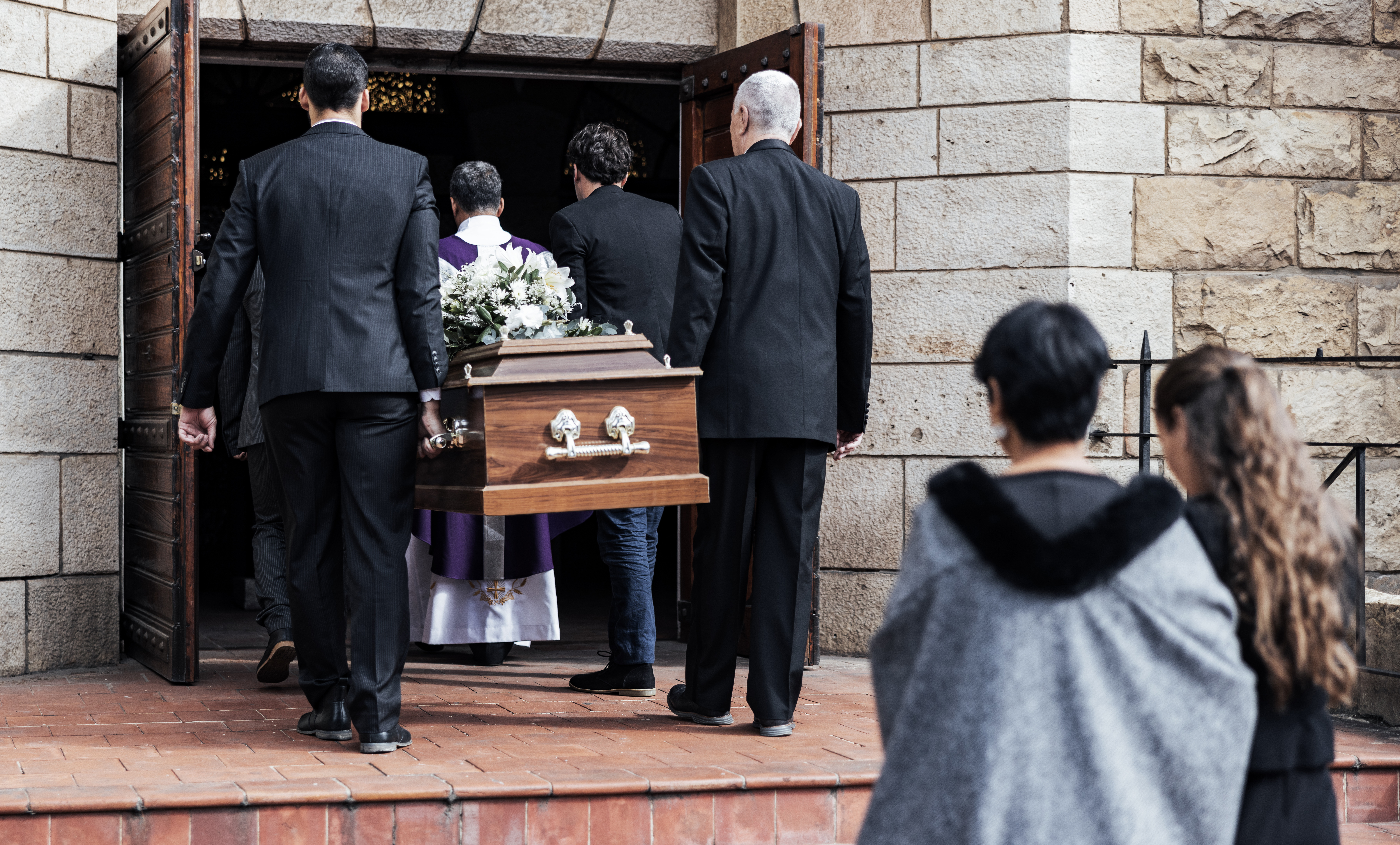 ‘Boil in the bag’ funerals could be given go-ahead as review launched ‘Boil in the bag’ funerals could be given go-ahead as review launched