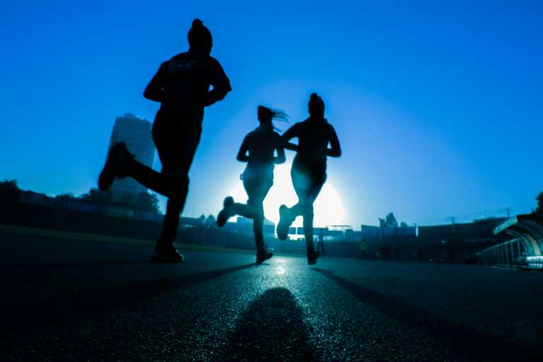 Run with Ireland’s fastest man, win prizes and learn to spot red flags at this unique running event Run with Ireland’s fastest man, win prizes and learn to spot red flags at this unique running event
